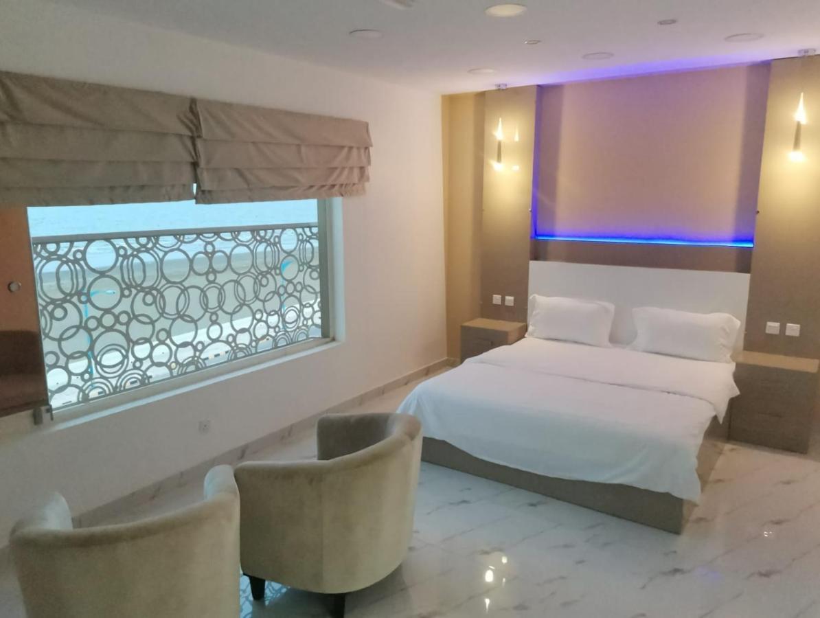 Marina H Hotel Sohar Exterior foto